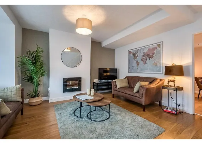 Central Belfast Apartments Belfast Work-Rest-Play R&R