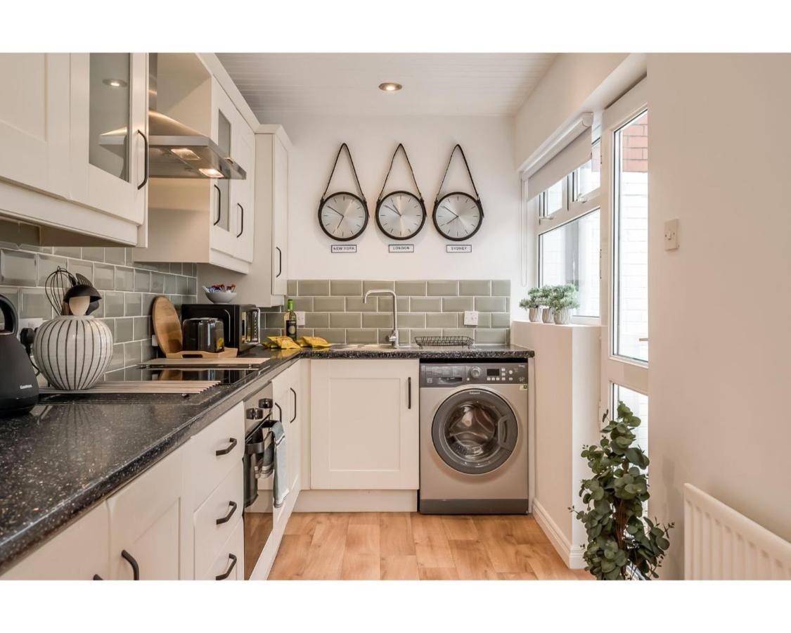 Work-rest-play R&r Apartamento Belfast