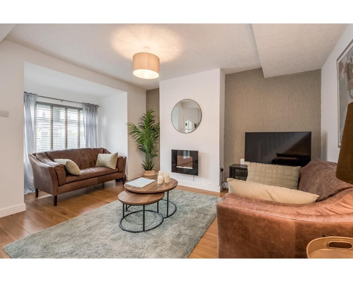 Work-rest-play R&r Apartment